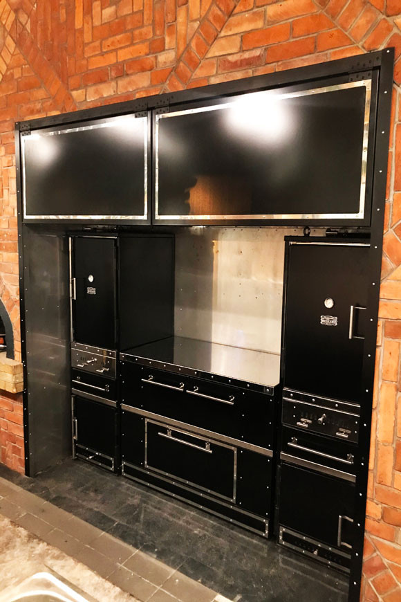 ГРИЛЬ КОПТИЛЬНЯ GRILLVETT CABINET 600 ЧЕРН. СТАЛЬ